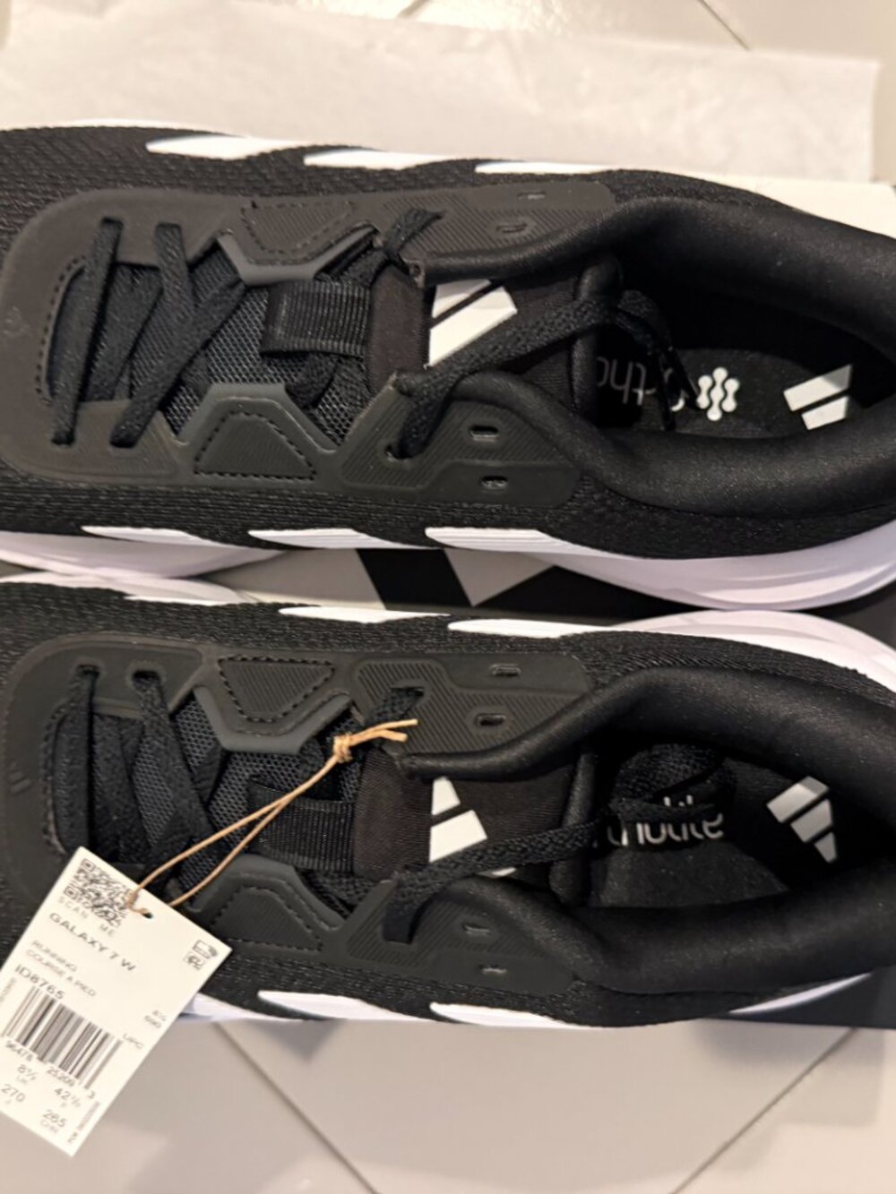 adidas women Galaxy 7 Running Shoes, black - Picture 6 of 9